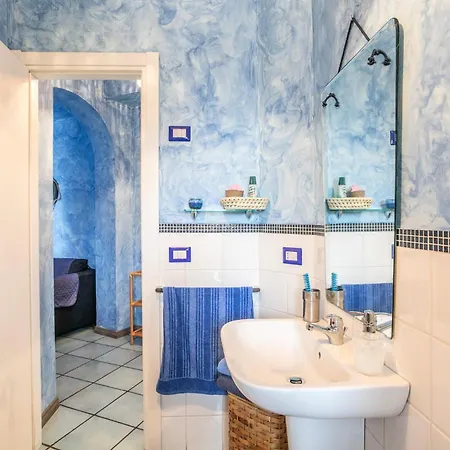 Apartment 2 Bedroom Amazing In Giardini Naxos