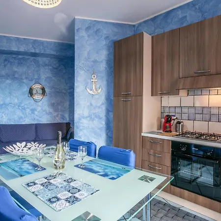 2 Bedroom Amazing In Apartment